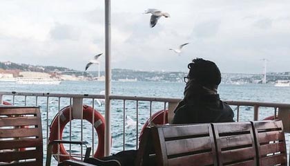 无私！梅西不断招手示意奥塔门迪罚点，后者主场告别赛破门！